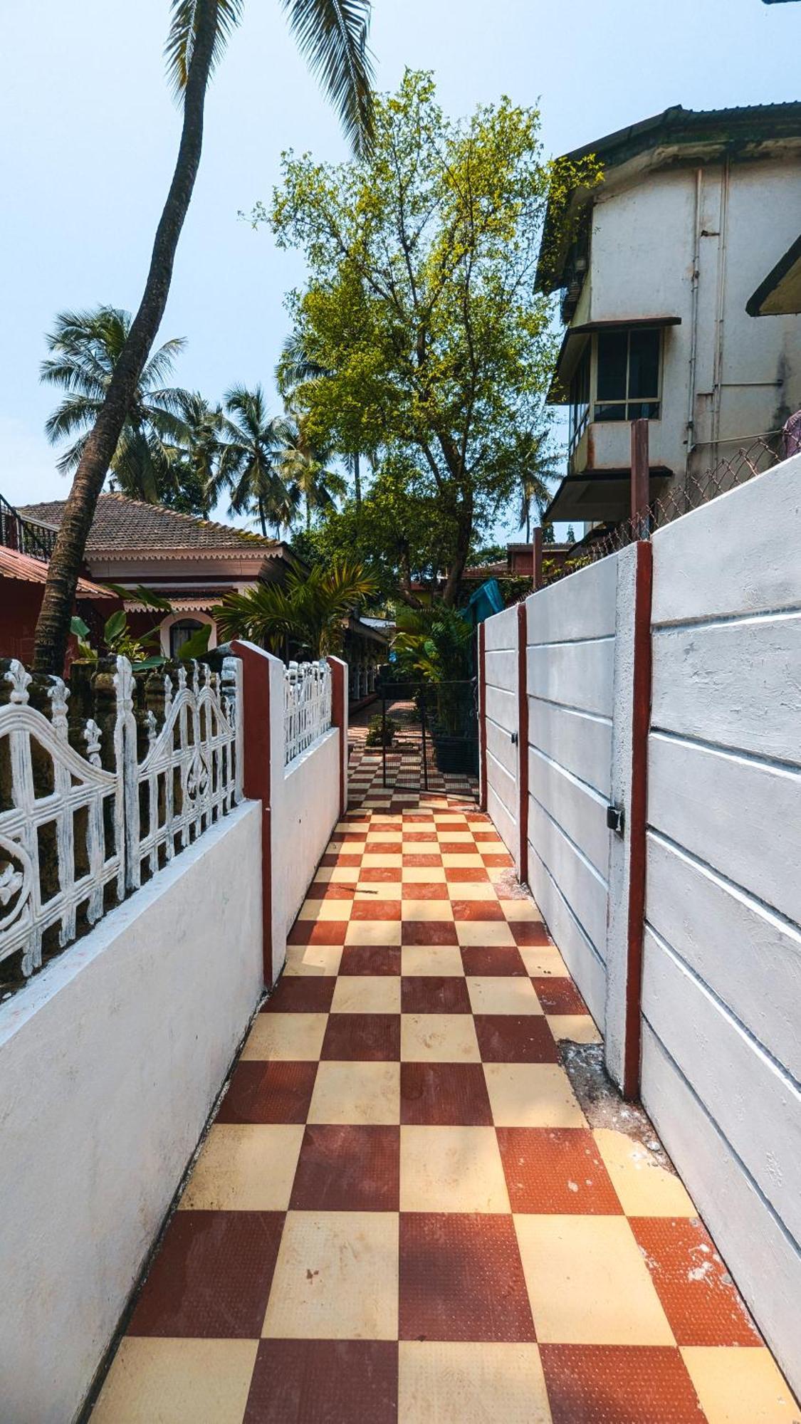 The First House By V3Homestay 4Bhk Private Pool Calangute Eksteriør bilde