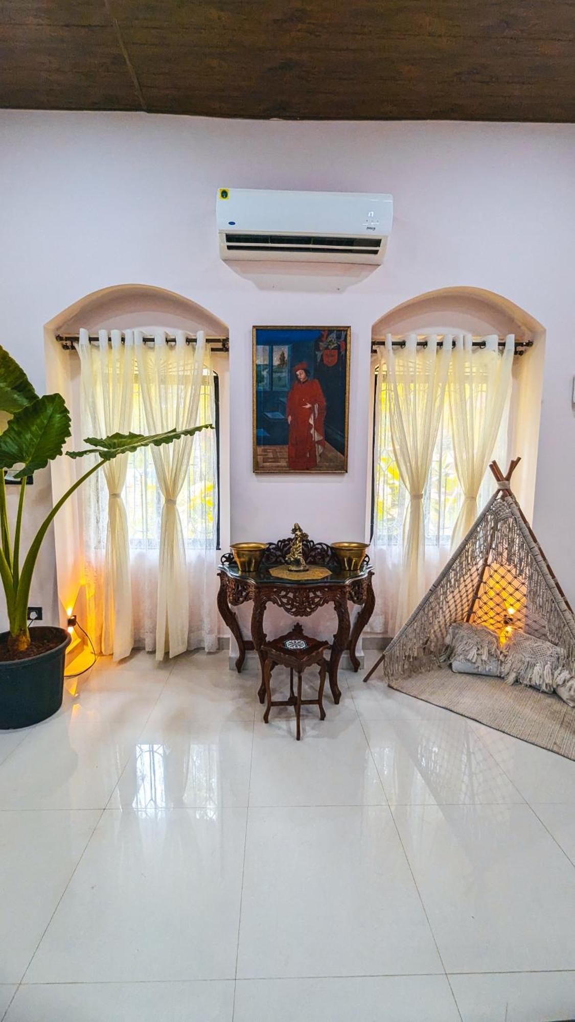 The First House By V3Homestay 4Bhk Private Pool Calangute Eksteriør bilde
