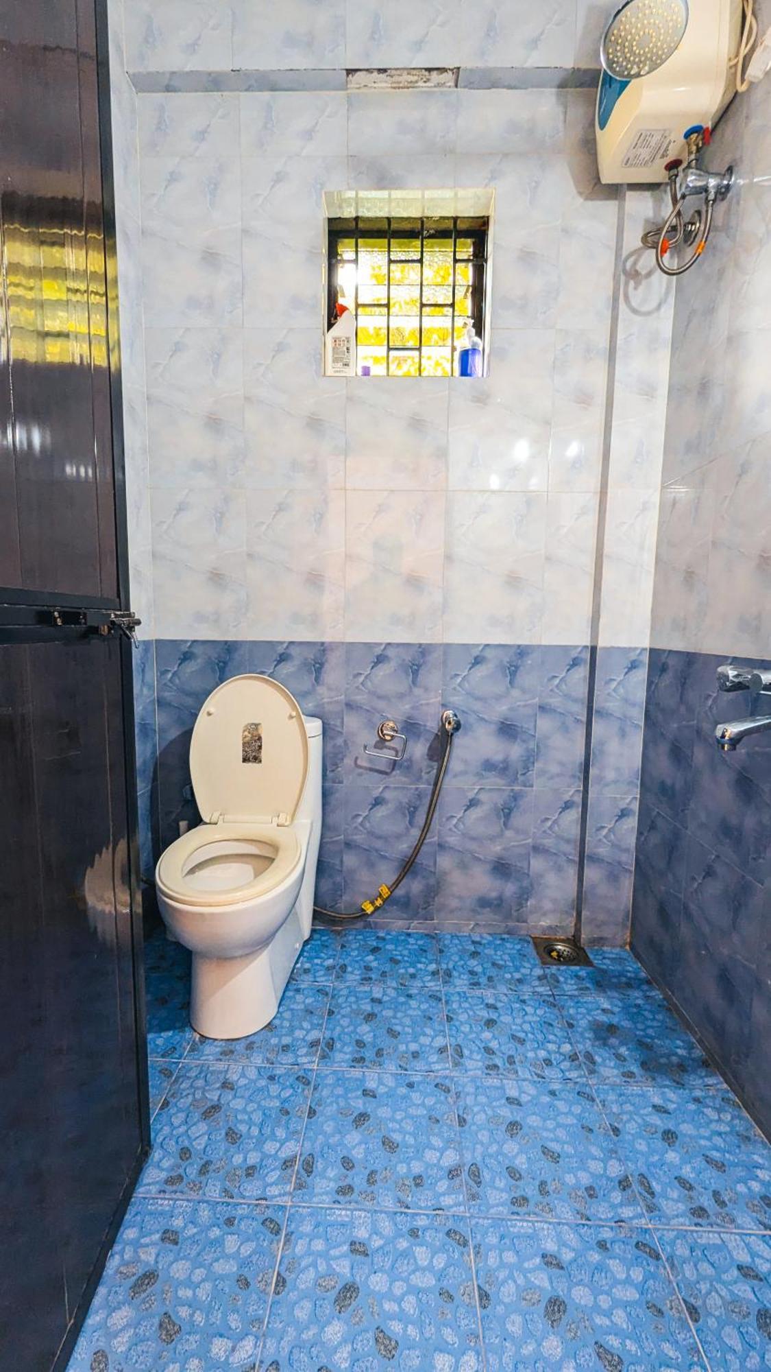 The First House By V3Homestay 4Bhk Private Pool Calangute Eksteriør bilde